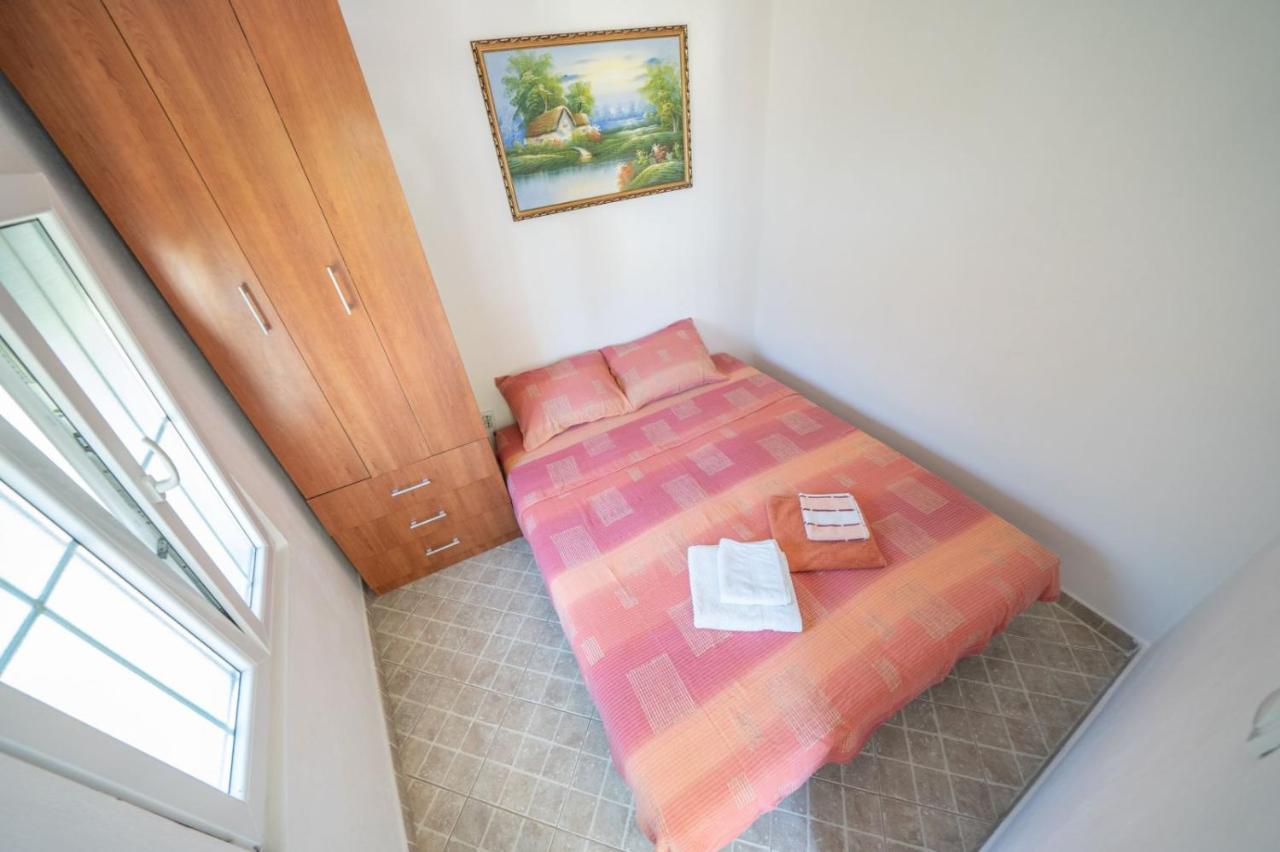 Apartments Zeko Donji Morinj Ngoại thất bức ảnh