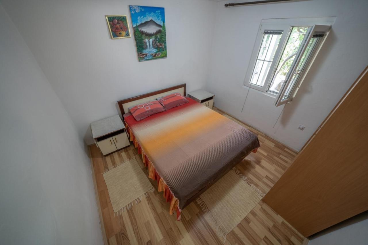 Apartments Zeko Donji Morinj Ngoại thất bức ảnh