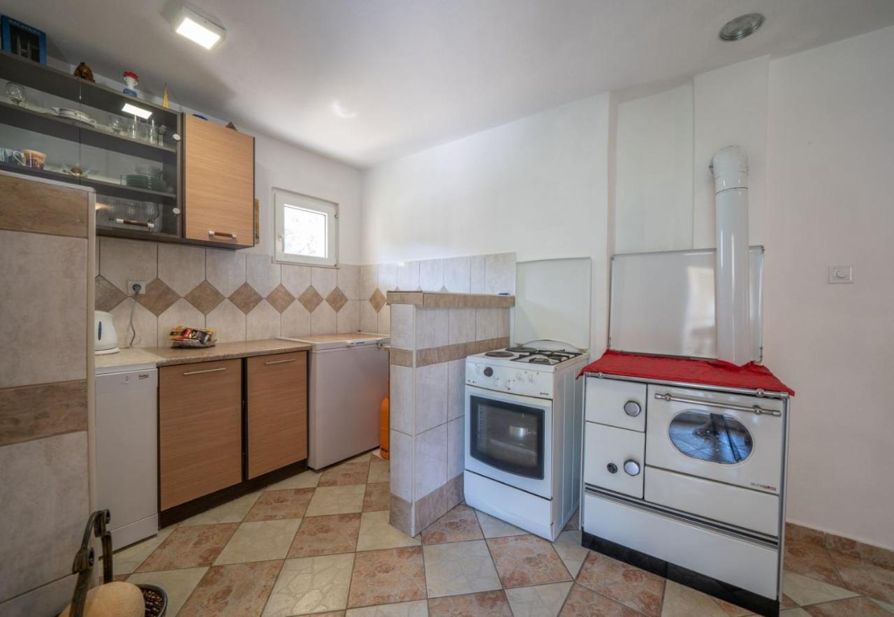 Apartments Zeko Donji Morinj Ngoại thất bức ảnh