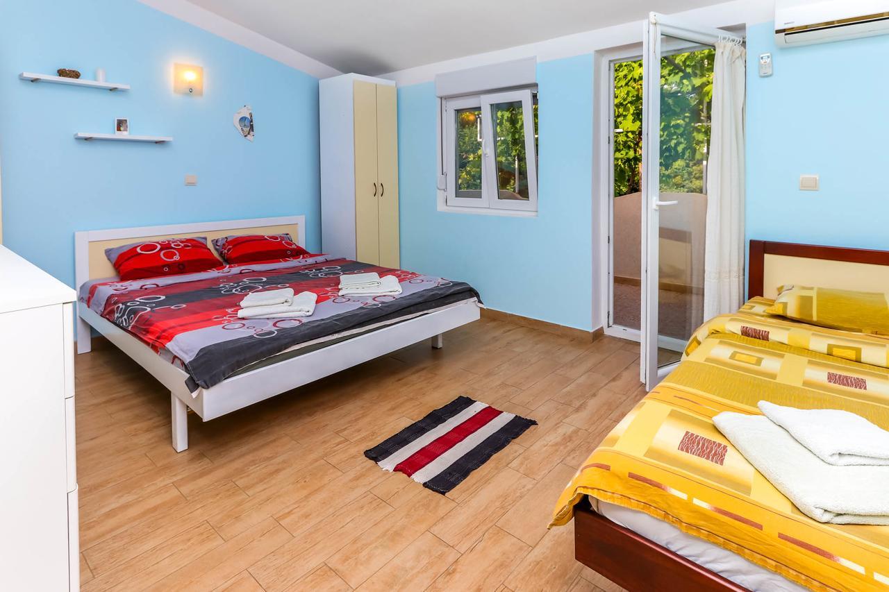 Apartments Zeko Donji Morinj Ngoại thất bức ảnh