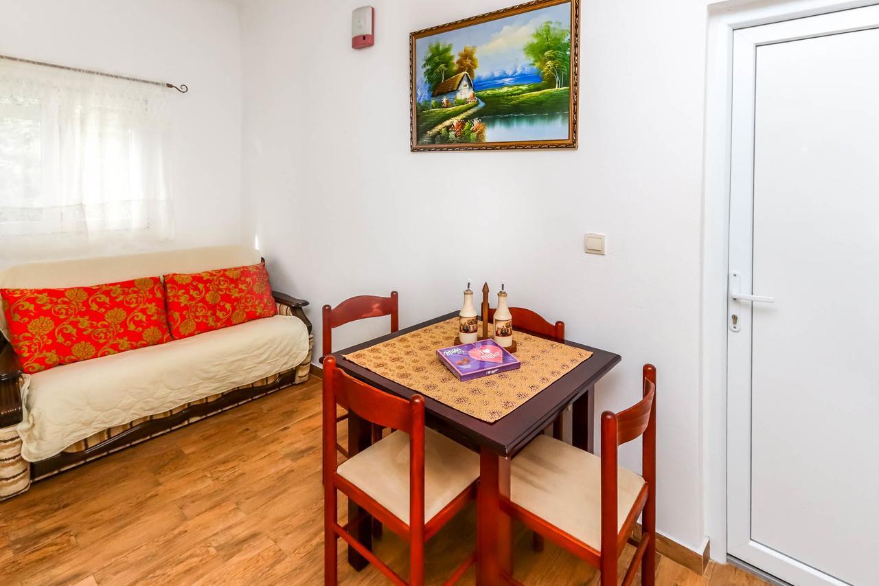 Apartments Zeko Donji Morinj Ngoại thất bức ảnh